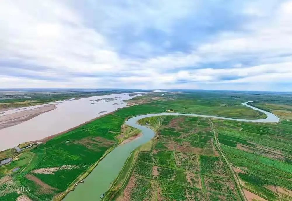 美图黄河流过咱河套