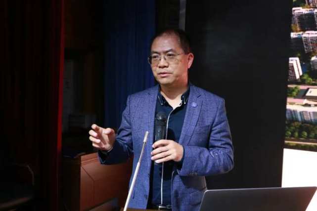 西湖大学孙仁教授回母校收徒！21位高中生成首期学员，得到这个机会要过三关_腾讯新闻