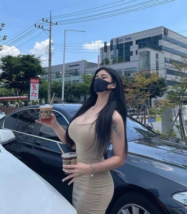 176cm东北大妞堪称人间蜜桃谁能不爱