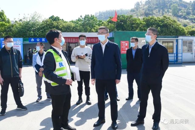 今日闽侯县领导赴青口走访服务企业检查督导疫情防控等工作
