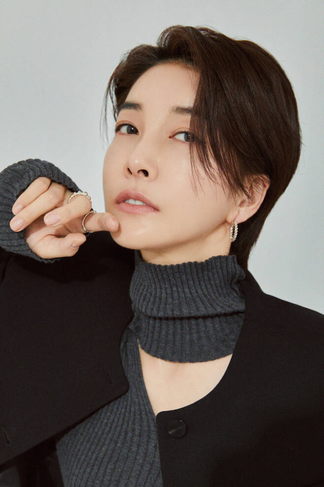 少时内向的她因演戏而改变人生韩国演技派女星陈瑞妍