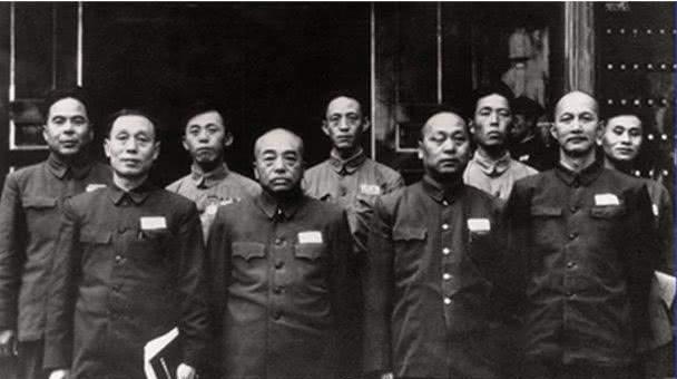 志愿军三位副司令员，邓华换的，洪学智强拉的，只有韩先楚自愿房屋的变化作文