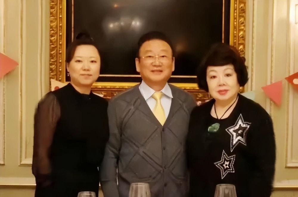 嘲讽草根歌手的蒋大为全家移民加拿大如今怎么样了