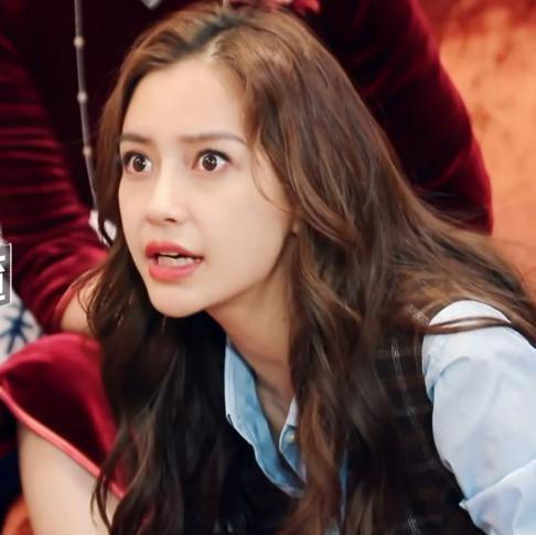 任嘉伦angelababy新剧路透曝光,演技遭嘲讽,网友:瞪眼女侠插图9