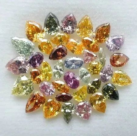 彩色钻石是怎么来的,咋一磨还掉色了呢!_腾讯新闻