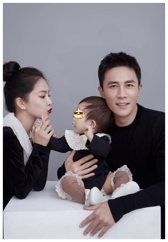 杜淳老婆懒理女儿被骂晒亲子照秀幸福1岁蛋饺白白嫩嫩萌翻了
