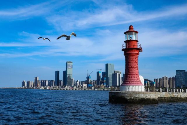 大连港灯塔文化是旅游的灵魂,旅游是文化的载体,推动文化与旅游融合