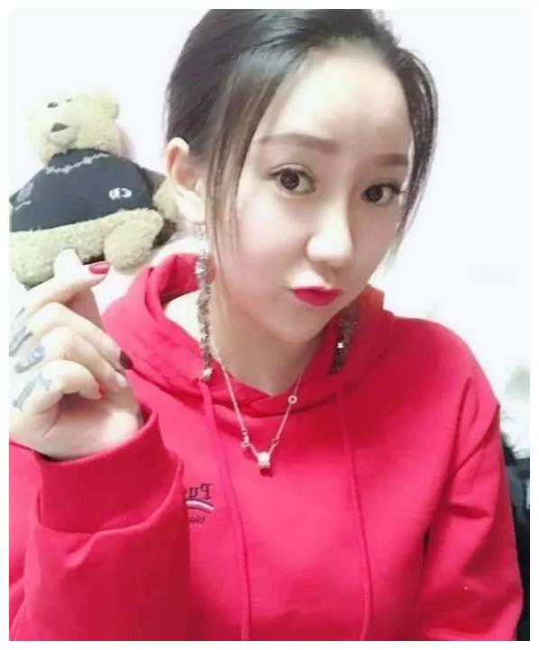 网红"刘老大"称被家暴,老公回应:出轨堂弟,自己还遭暴力电晕