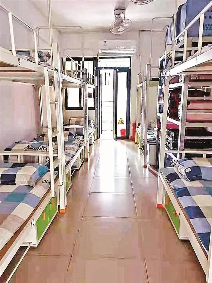 春色满园等你归!直击龙华高一高二今日返校_腾讯新闻