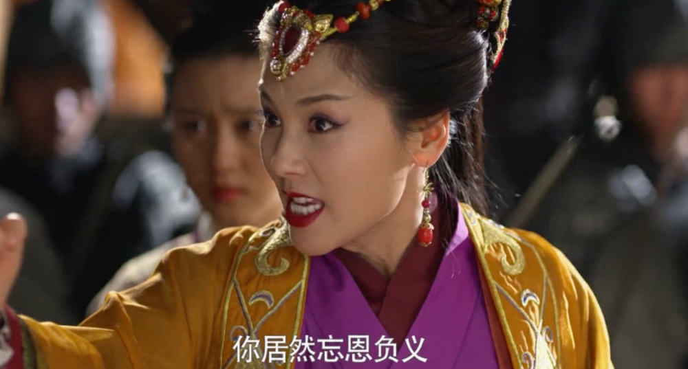 演技也有,只是在演冲突性强的戏份时,容易收不住就成了表情包