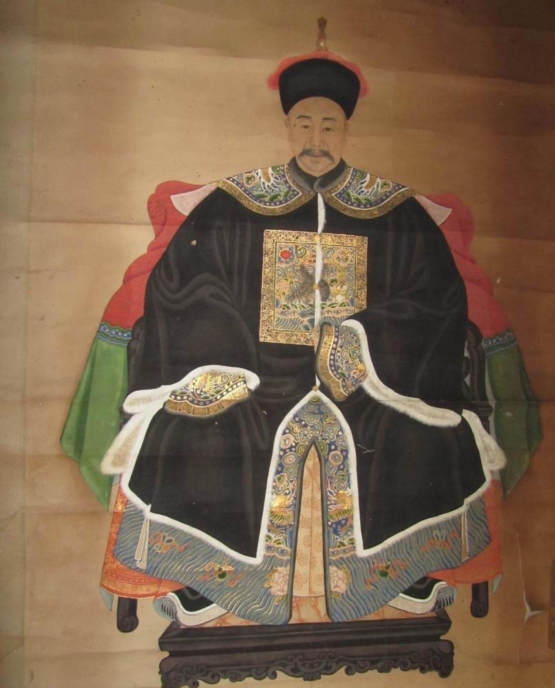总督靳辅,户部尚书佛伦,升任左佥都御史,宰相明珠及大学士余国柱等人