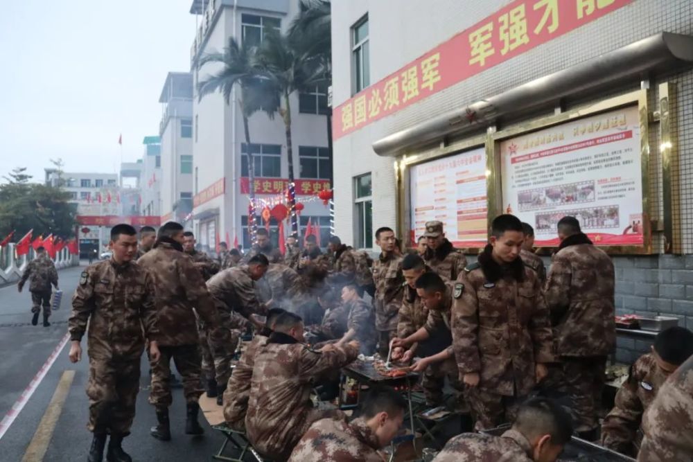 走進兵心才能贏得兵心官愛兵,兵尊乾乾部能搬石頭戰士就能搬山頭幹部