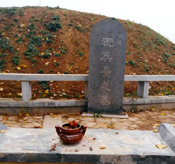 梁山伯与祝英台墓地不管是不是真实存在只为他们那份凄美爱情