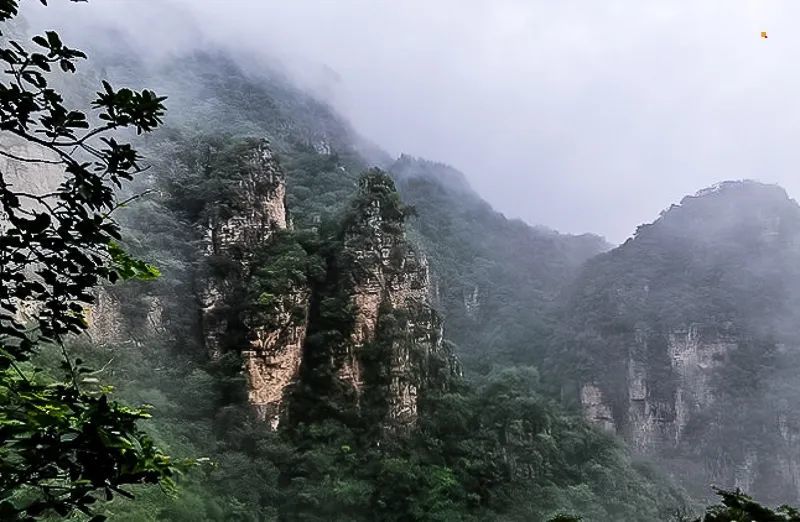 徒步戶外五一2日休閒易縣山水文化名城最美鄉村の易水湖狼牙山火爆全