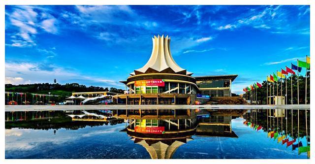 华南区第二大城市群迎来一湾一核一圈两轴3市定为区域增长极