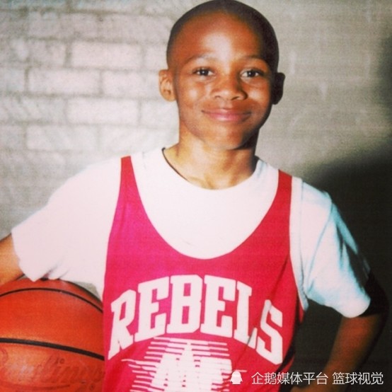 威少再见少年拉满弓不惧岁月不惧风