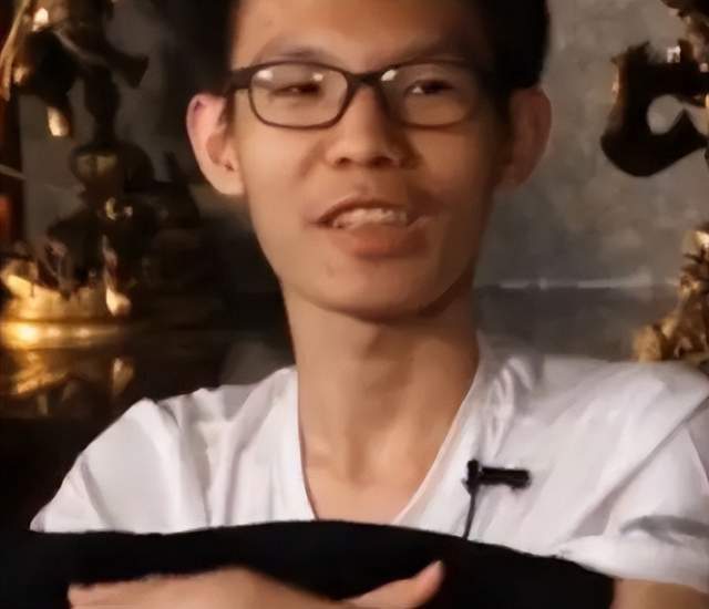 狐臭代言人张嘉文为自证清白自己没有狐臭直言找医生开证明