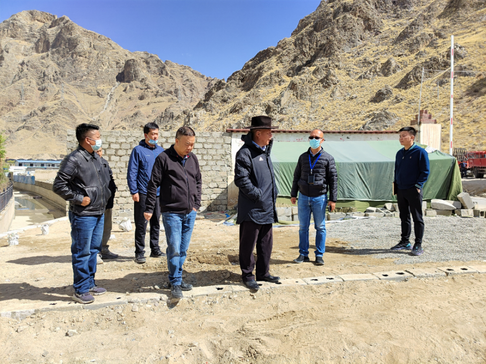 一,堆龙德庆区委副书记,区长米玛次仁莅临东嘎街道中央环保督察转办