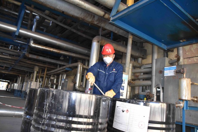 吉林石化染料厂首季实现盈利2861万元