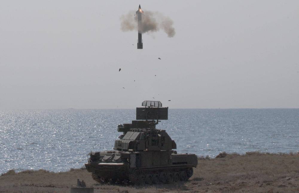 道尔m2vs红旗17a,俄军导弹战场屡获战功,红旗17a性能更胜一筹_腾讯