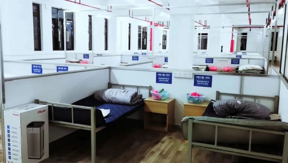 浦东嘉定黄浦又有一批方舱医院交付使用提供8000余张床位