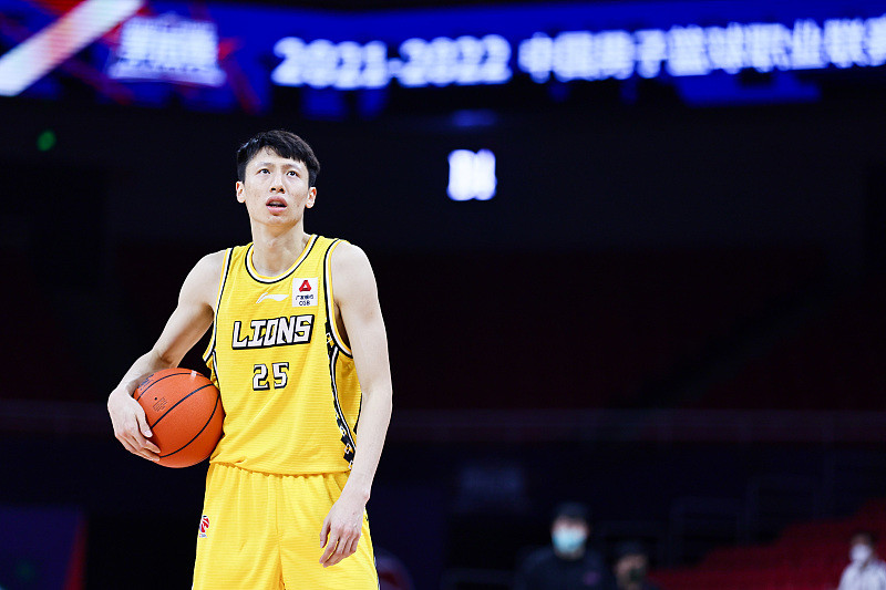 21343王博没有看错你吹响广厦反击号角完成13分大逆转