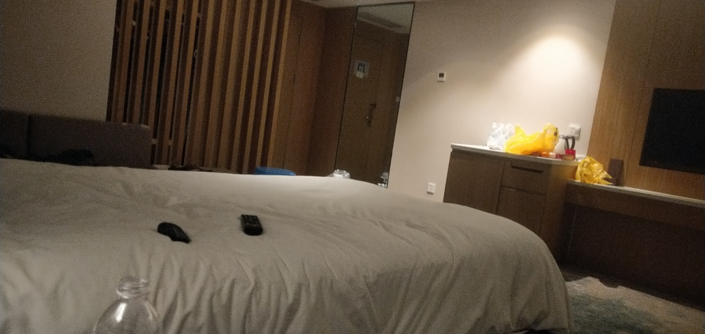 对话7天没吃热饭货车司机想早点解除隔离拉货挣钱养家