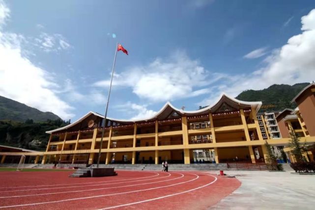 正筑起教育"高地"|云南|大兴地镇|怒江州|小学|云南师范大学|吴金凤