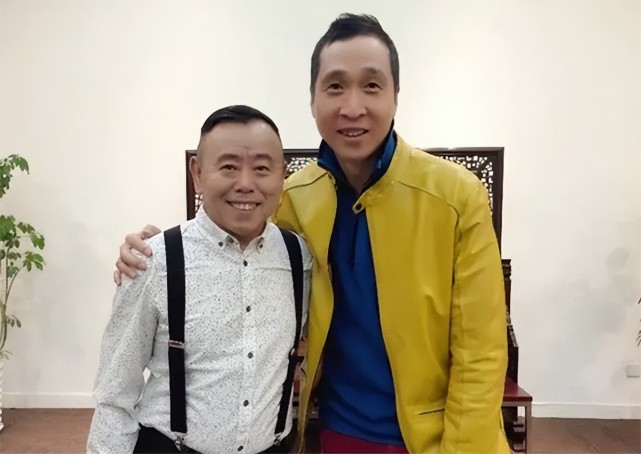 "条子"韩兆江郎才尽?直播要礼物无人理,"及时雨"突然降临