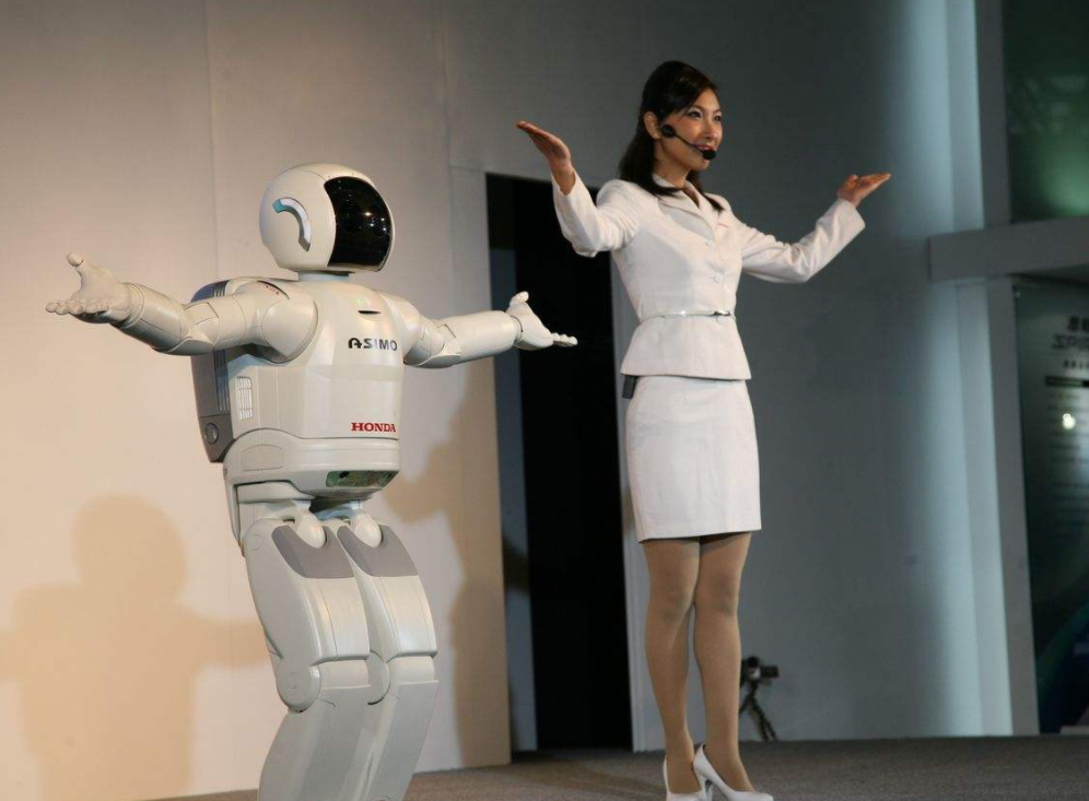 妻子机器人上市1小时就被抢光具备女友一切功能别被骗了