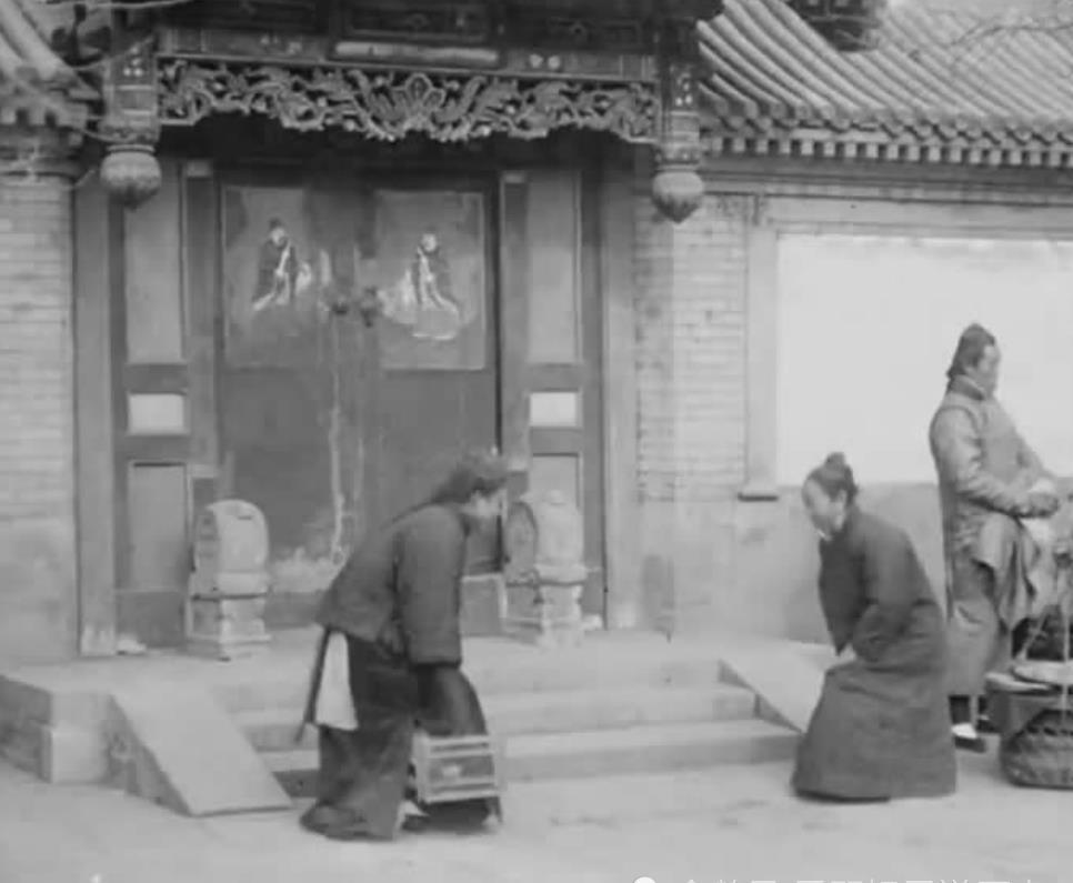 南昌新建区第一幼儿园入学旗人1902年慈禧图肃顺老照片相国老照片