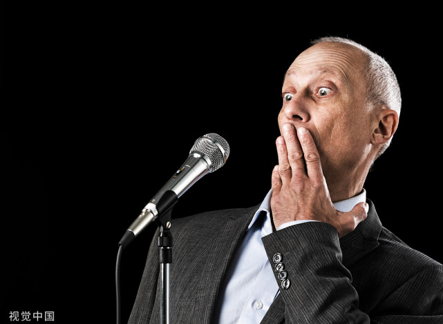 克服演讲恐惧心理的底层逻辑