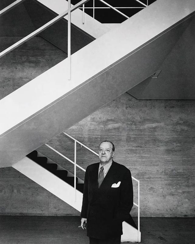 密斯·凡德罗:现代主义的殿堂级人物|路德维希·密斯·凡德罗|现代主