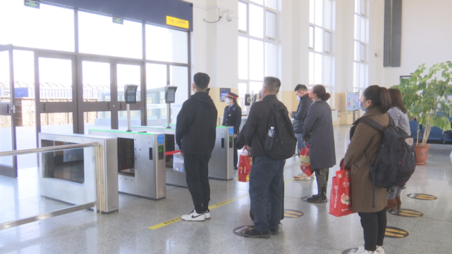 奈曼火车站:筑牢疫情防控墙 为旅客保驾护航