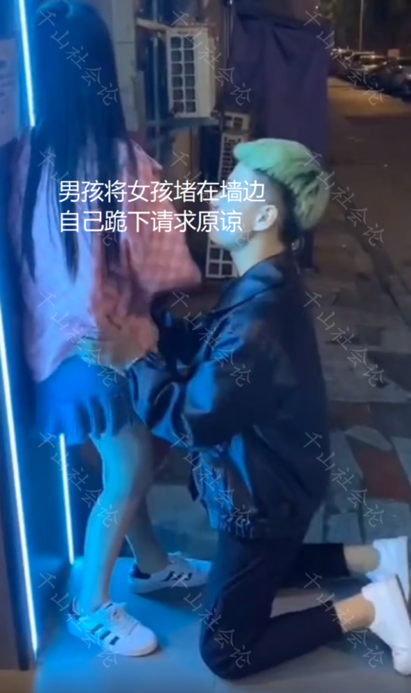 男孩深夜堵住女友 跪在其面前双手扶腰拿头拱 网友 手太不老实 天天看点