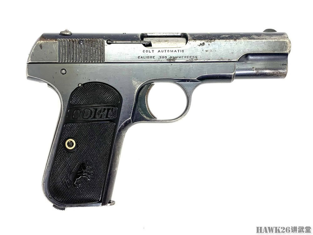 收藏家分享珍贵藏品一战英军装备的美国手枪成为二战德军武器