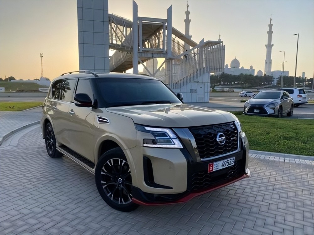 2022款途乐nismo版登场加入碳纤维内饰配56v8引擎