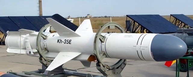 x35导弹图片