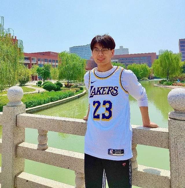 高数满分陕西学霸男寝狂揽85万元奖金6人全员上岸研究生