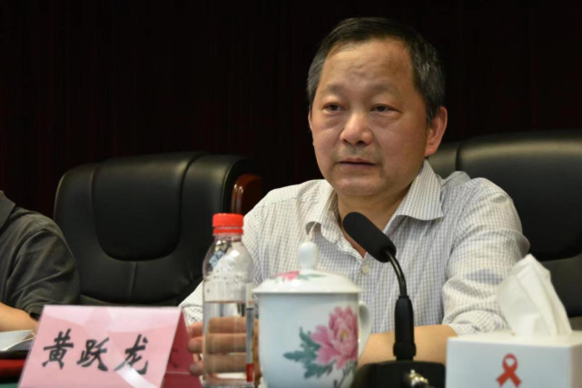 湖南省疾控中心召开干部大会宣布干部任免决定