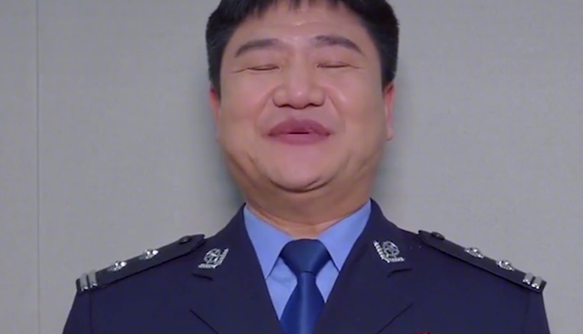 反詐警官老陳辭職為何捐款百萬仍被質疑其中隱情譚喬最清楚