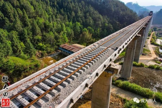 【航拍】兴泉铁路铁轨已铺到大田客运站了!