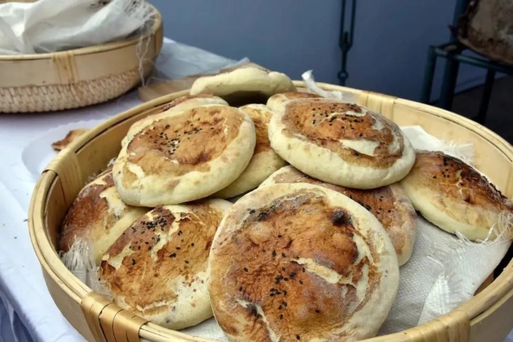 山西有看头|《美食篇》之寿阳红烧饼_腾讯新闻