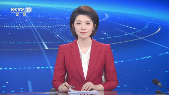 央视新面孔果欣禹被重用,成《朝闻天下》固定主播,播音腔被看好