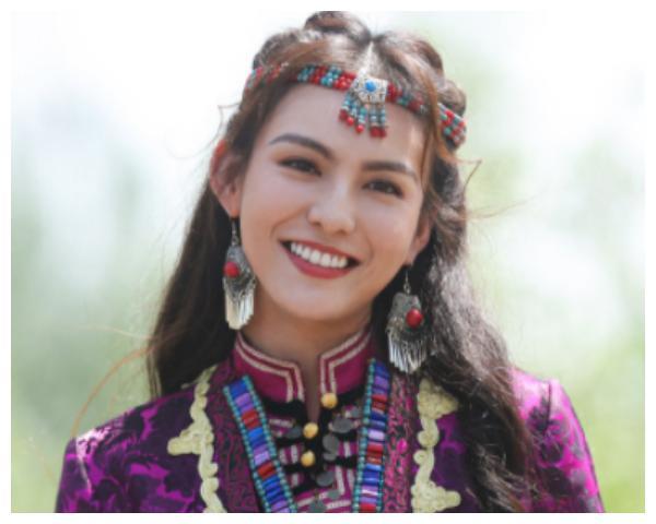 当然了郭幸不但人美,而且戏也好,在剧中的表现也