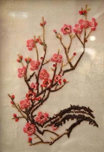 厦门珠绣米粒大小玻璃珠变身非遗艺术品