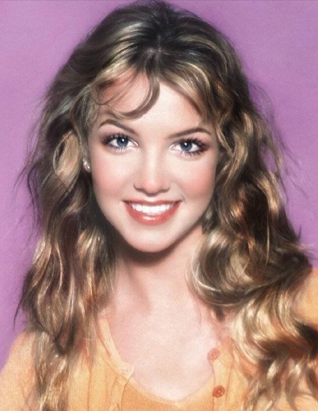 小甜甜布兰妮于今日宣布怀孕回顾她的生活美照