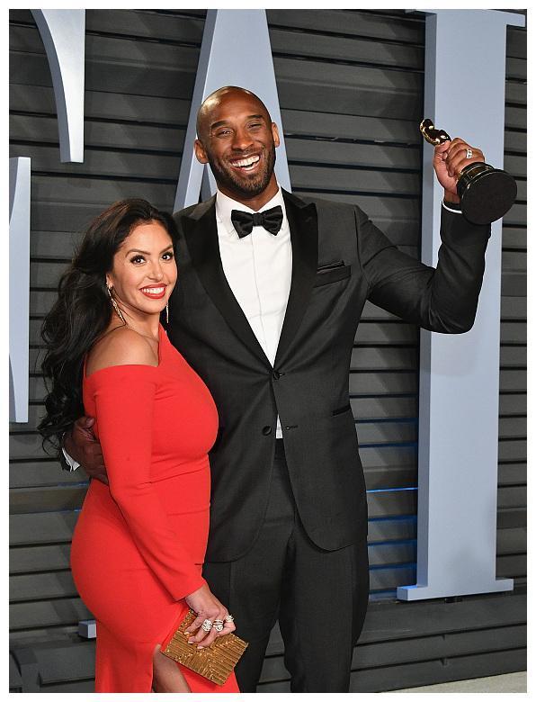 瓦妮莎遭热烈追求,硬汉马龙为其豪掷千万,阿泰:先问问我的拳头