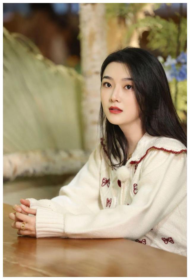 看春日迟迟了解全新吴雅婷终于明白王栎鑫为什么说那样的话