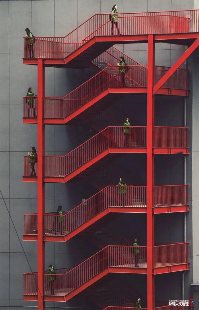 这些城市建筑真的美爆了!摄影家镜头里的点线面_腾讯新闻